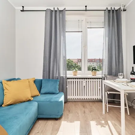 Museum Square By Renters Apartment Breslau