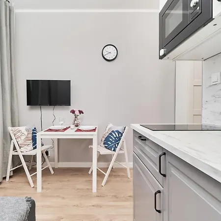 Museum Square By Renters Apartment
