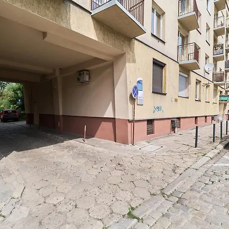 Apartment Museum Square By Renters Wroclaw